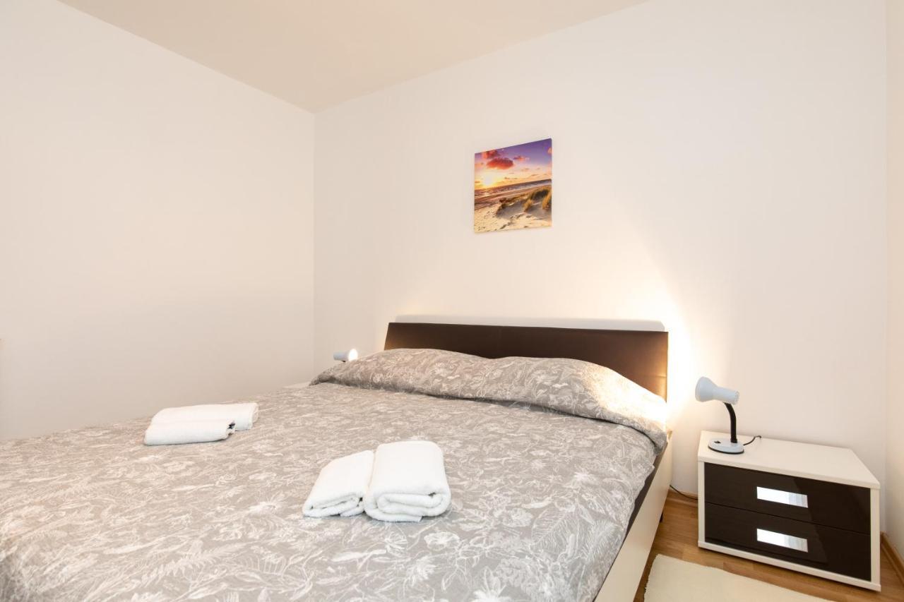 Justic Appartement Krk Town Buitenkant foto