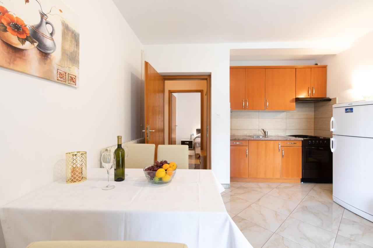 Justic Appartement Krk Town Buitenkant foto