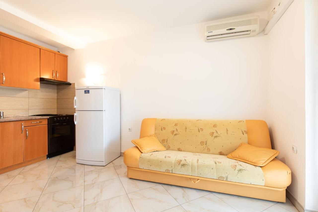 Justic Appartement Krk Town Buitenkant foto
